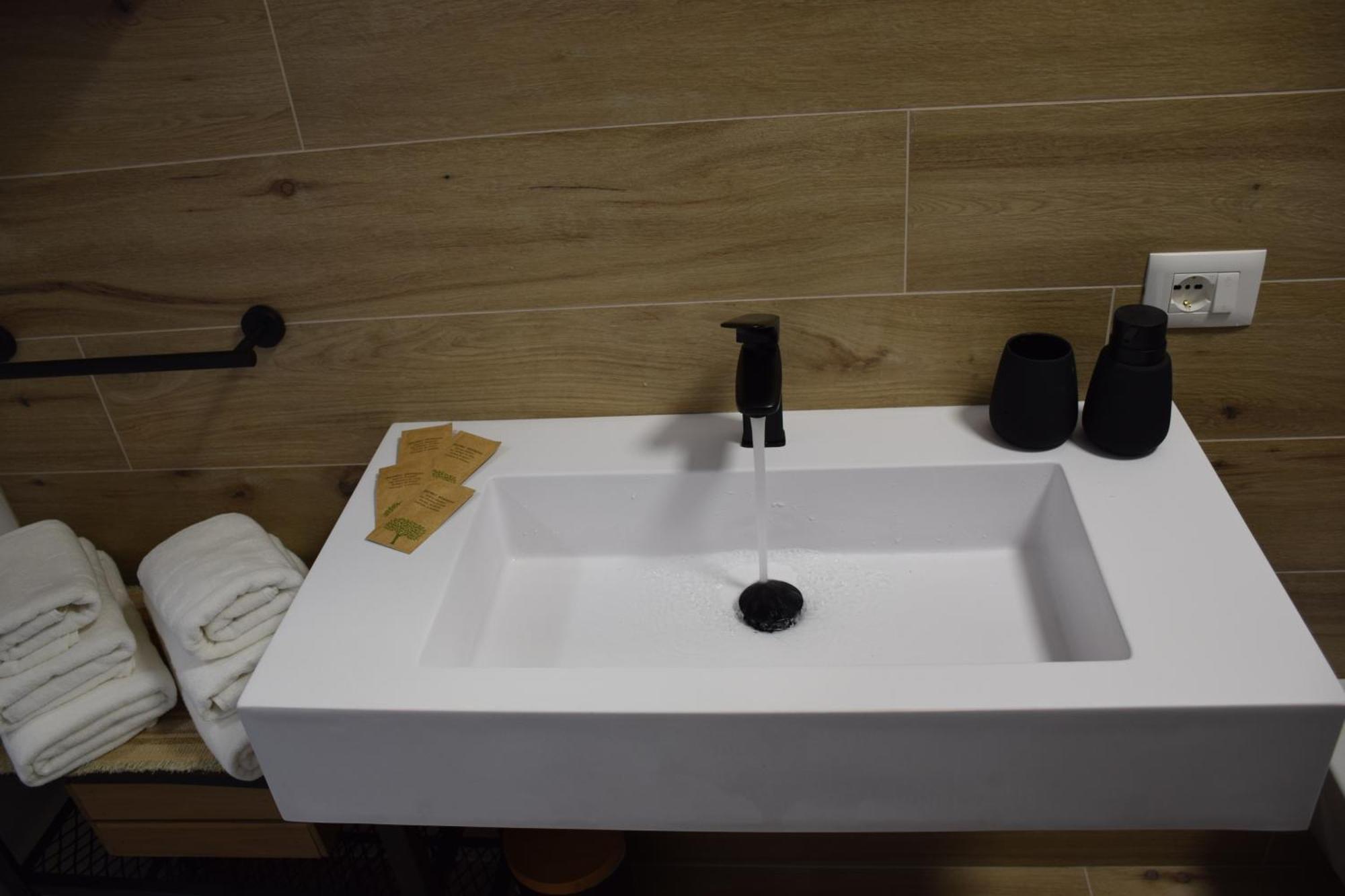 Ferienwohnung Casa Fornace Ala Exterior foto